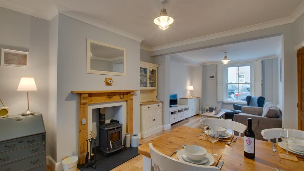 Woodville Road, Mumbles Экстерьер фото